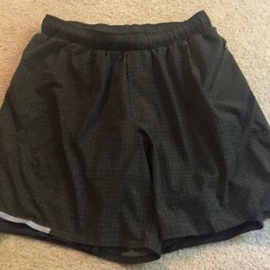 Men’s excellent used condition. Lululemon shorts.